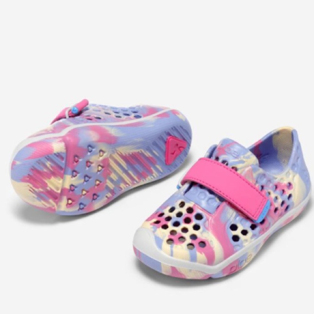 Plae Mimo botanic marble shoes. Size 8. Brand new.